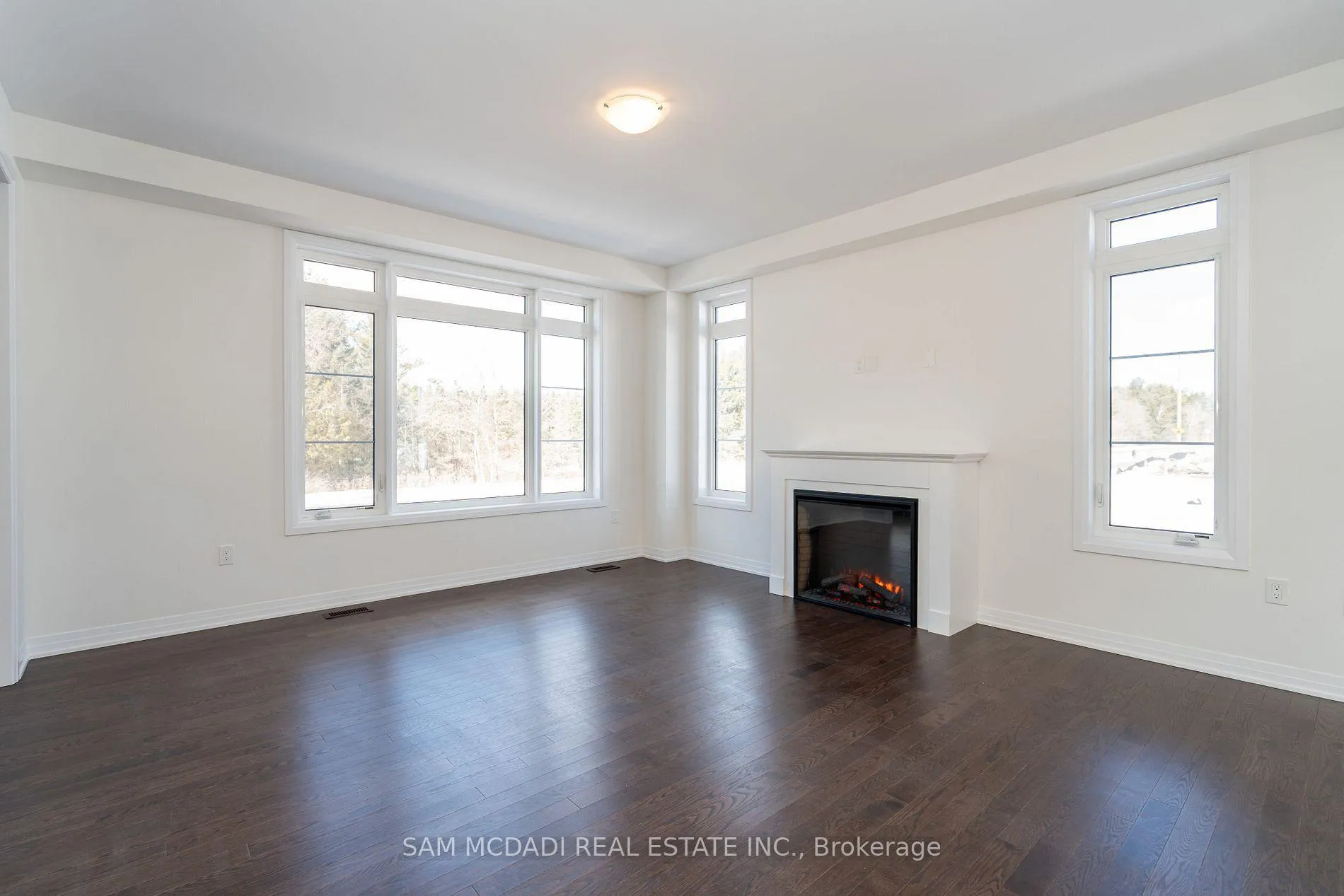 Photo 24 of 3 Blain Drive, Hamilton, Rural Glanbrook — HOMEH