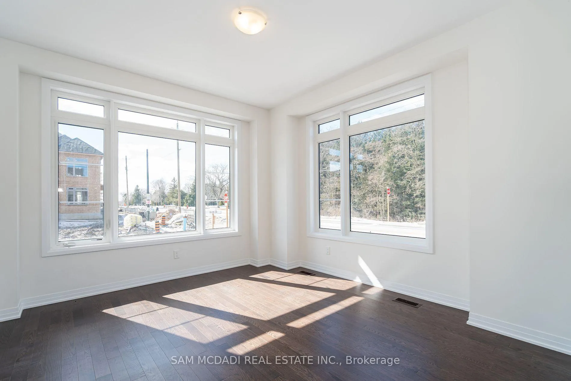 Photo 29 of 3 Blain Drive, Hamilton, Rural Glanbrook — HOMEH