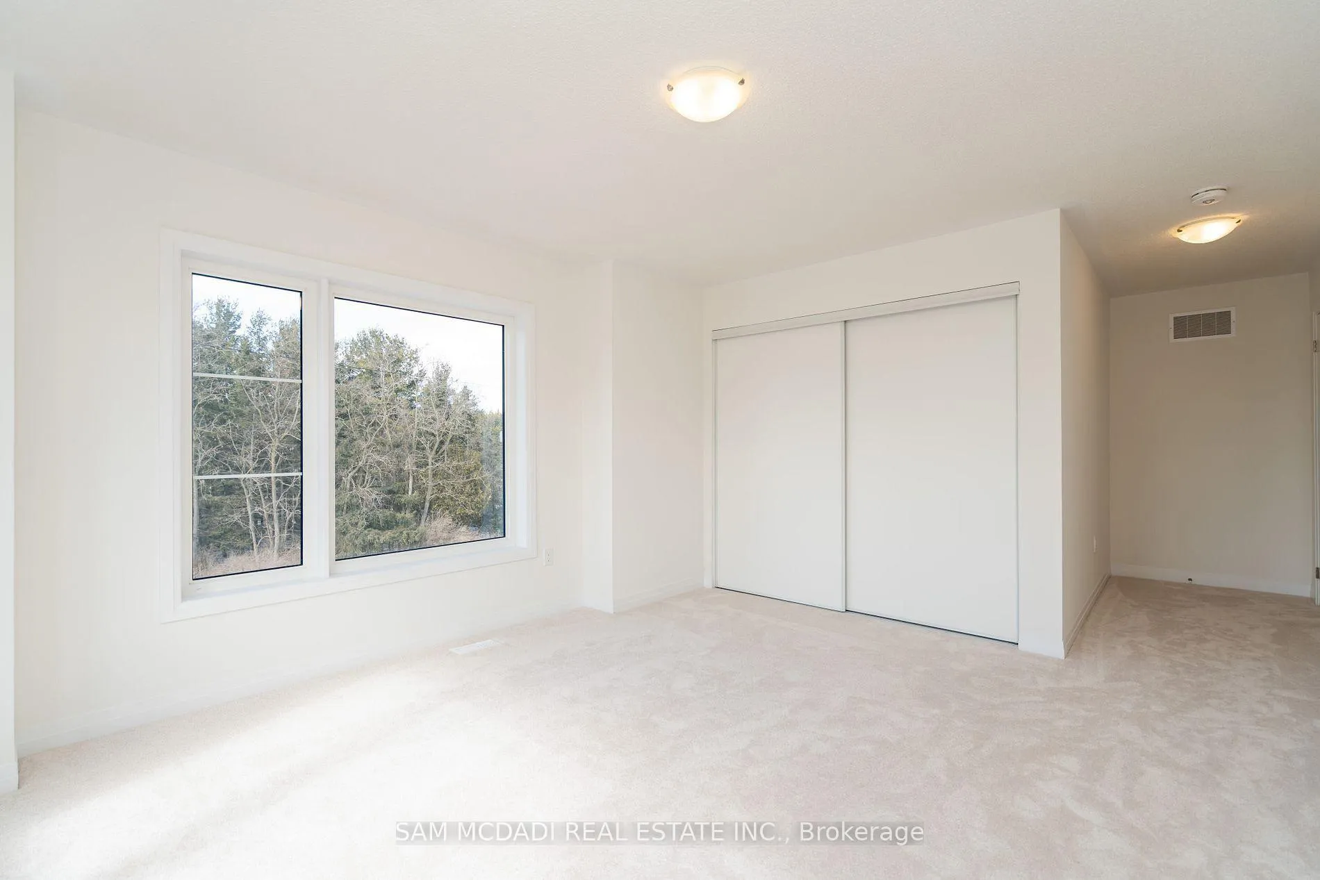 Photo 43 of 3 Blain Drive, Hamilton, Rural Glanbrook — HOMEH
