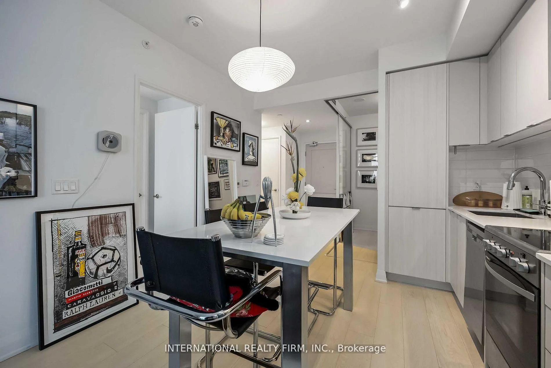 Photo 4 of Unit 802, 10 Gibbs Road, Etobicoke, Islington-City Centre West — HOMEH