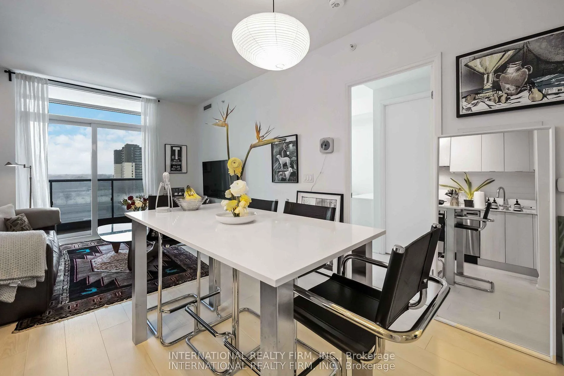 Photo 6 of Unit 802, 10 Gibbs Road, Etobicoke, Islington-City Centre West — HOMEH