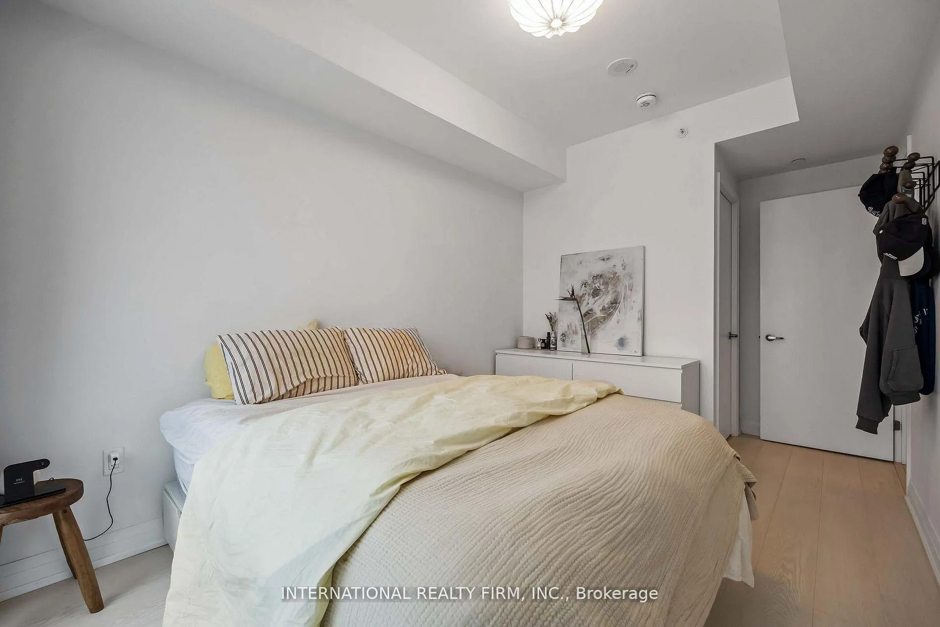 Photo 11 of Unit 802, 10 Gibbs Road, Etobicoke, Islington-City Centre West — HOMEH