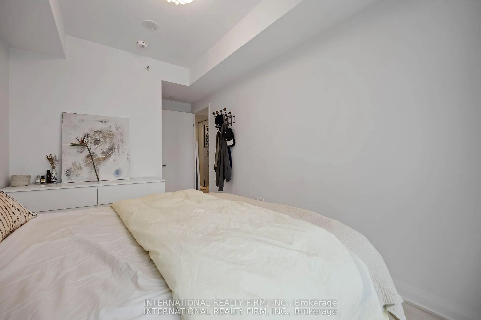 Photo 13 of Unit 802, 10 Gibbs Road, Etobicoke, Islington-City Centre West — HOMEH