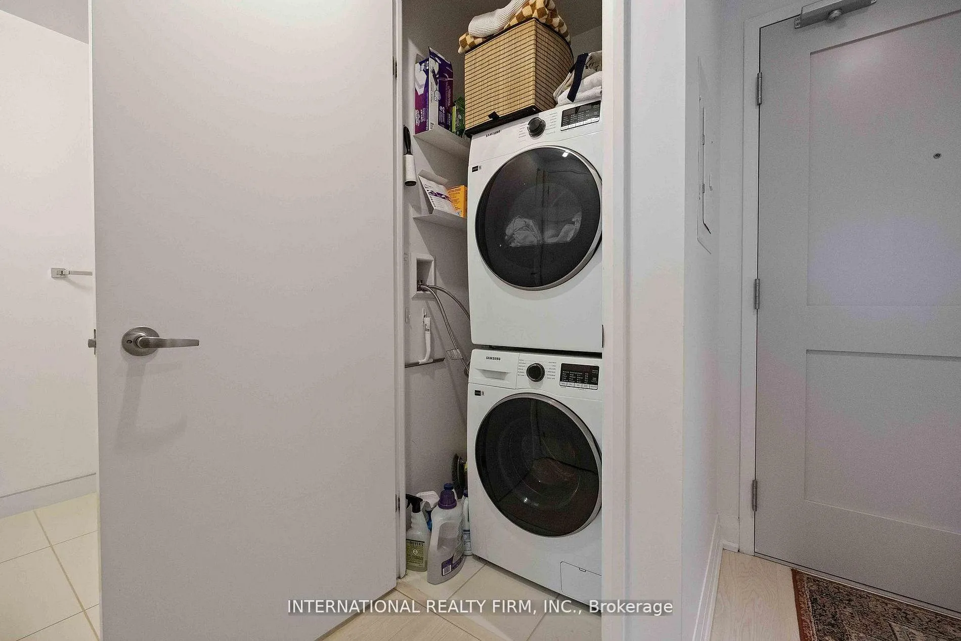 Photo 15 of Unit 802, 10 Gibbs Road, Etobicoke, Islington-City Centre West — HOMEH