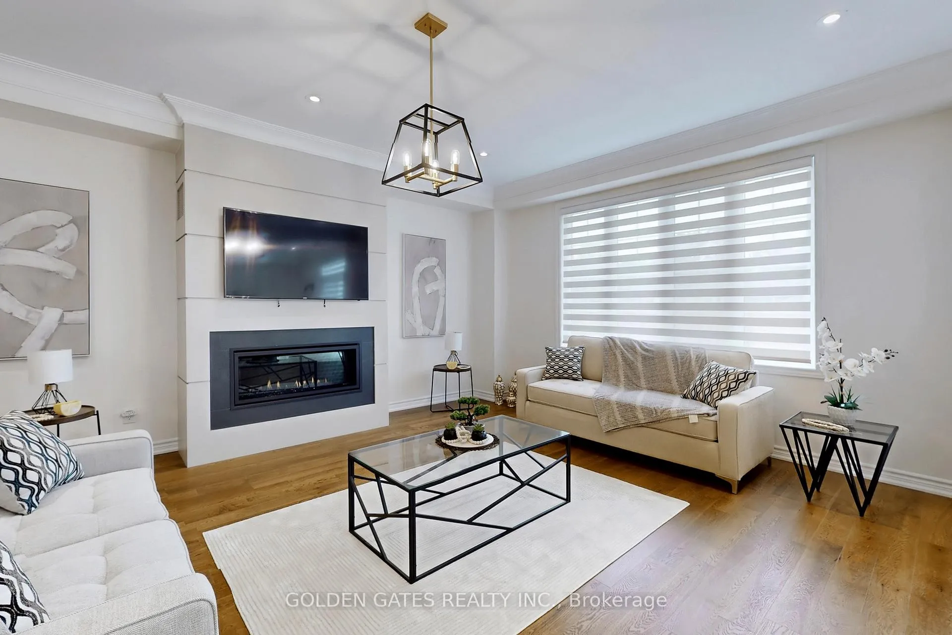 Photo 3 of 449 Balsam Street, Scugog, Port Perry — HOMEH