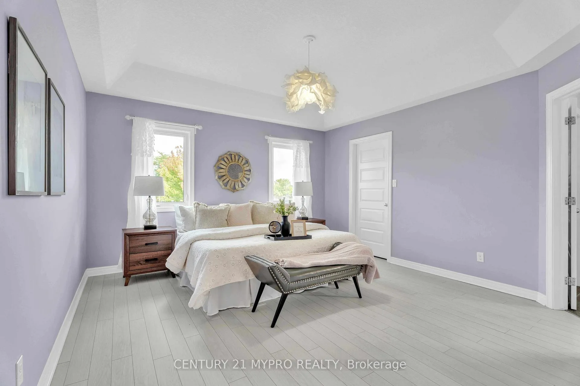 Photo 23 of 1036 Oakcrossing Road, London, North M — HOMEH