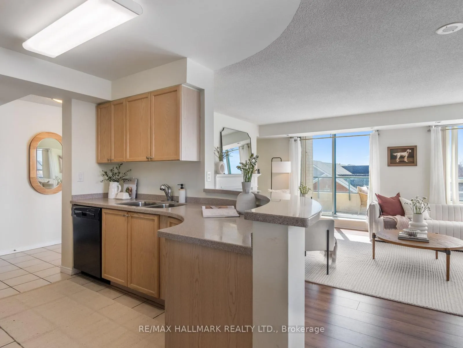 Photo 16 of Unit 403, 1797 Queen Street E, Toronto, The Beaches — HOMEH