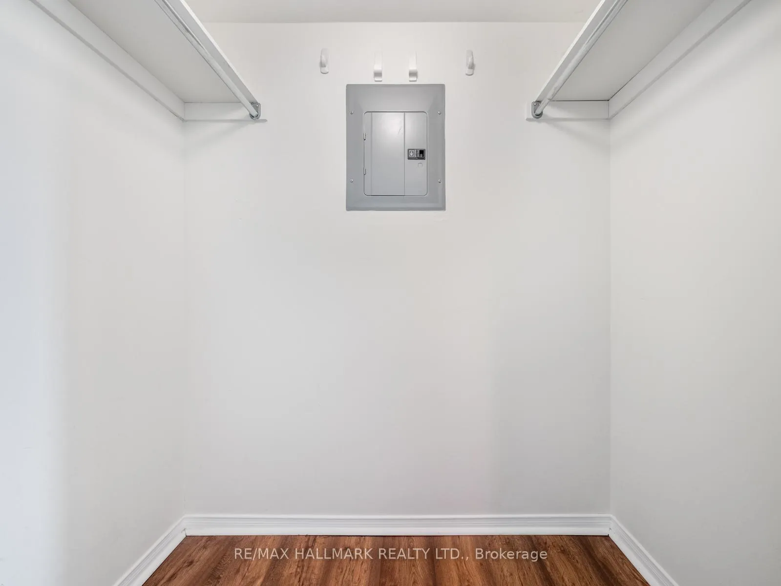 Photo 23 of Unit 403, 1797 Queen Street E, Toronto, The Beaches — HOMEH