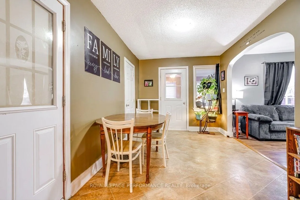 Photo 18 of 231-233 Fifth Street E, Cornwall — HOMEH