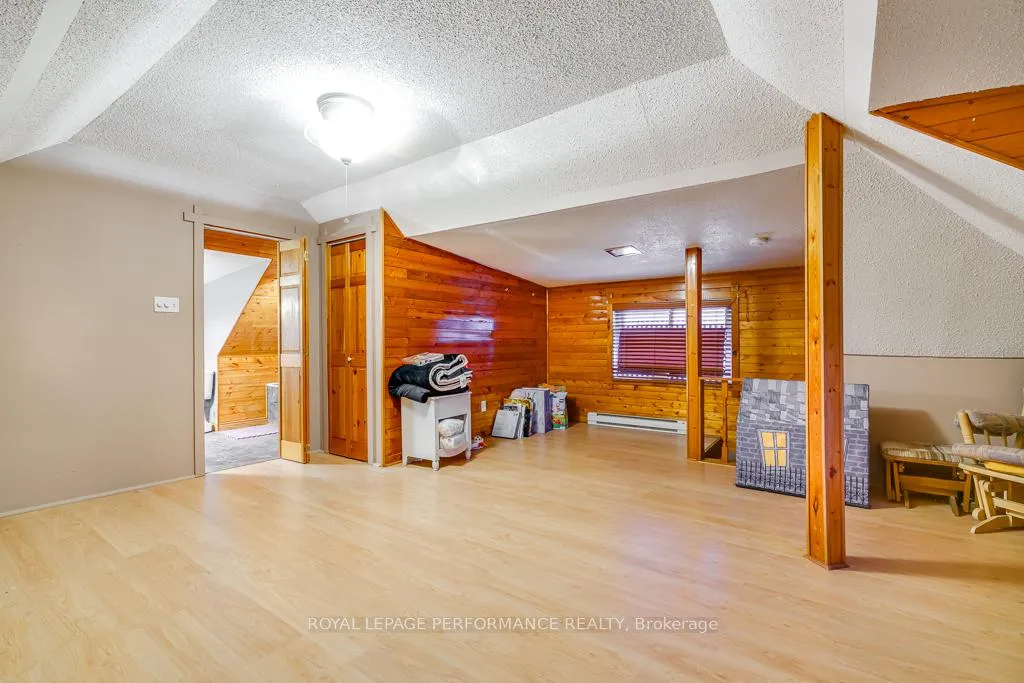 Photo 23 of 231-233 Fifth Street E, Cornwall — HOMEH