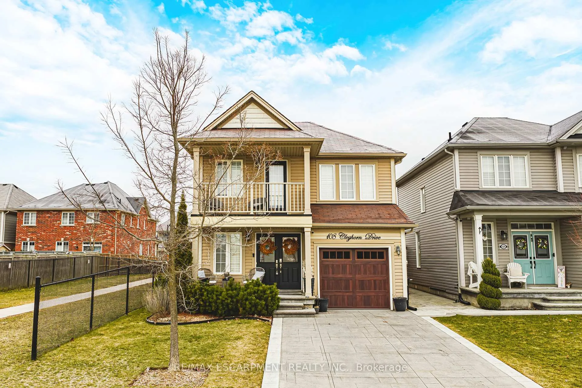 Photo 2 of 108 Cleghorn Drive, Hamilton, Binbrook — HOMEH
