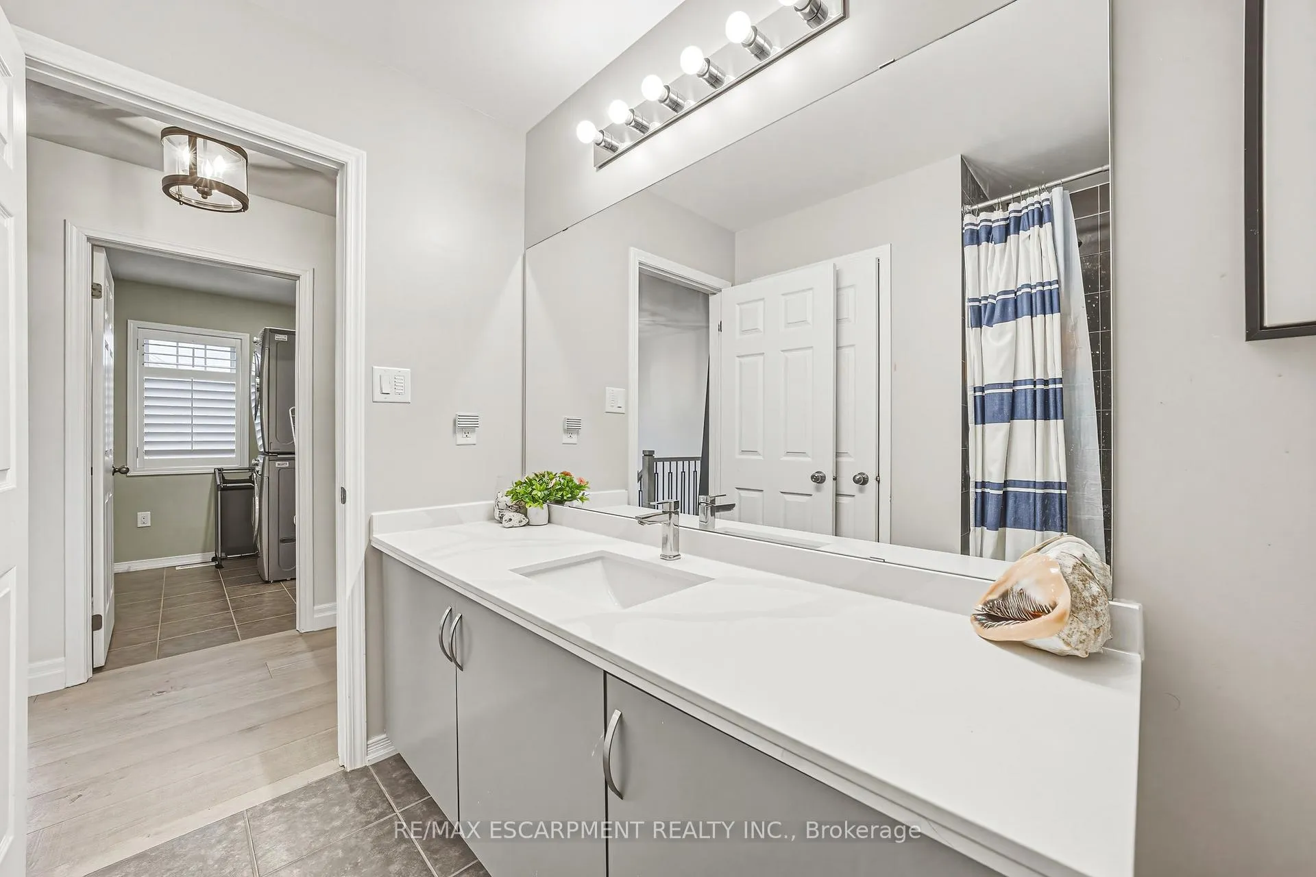 Photo 24 of 108 Cleghorn Drive, Hamilton, Binbrook — HOMEH