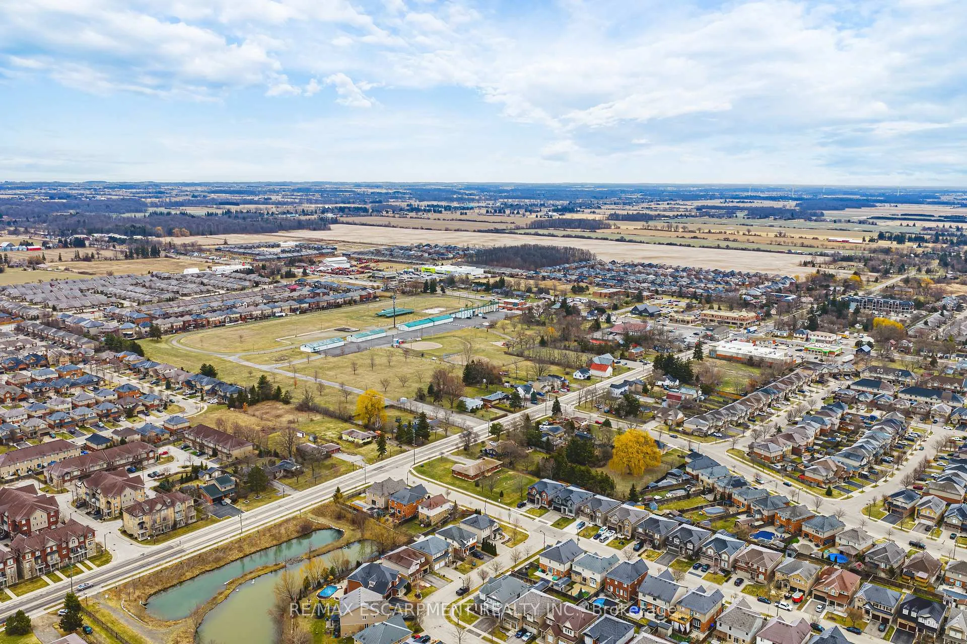 Photo 48 of 108 Cleghorn Drive, Hamilton, Binbrook — HOMEH