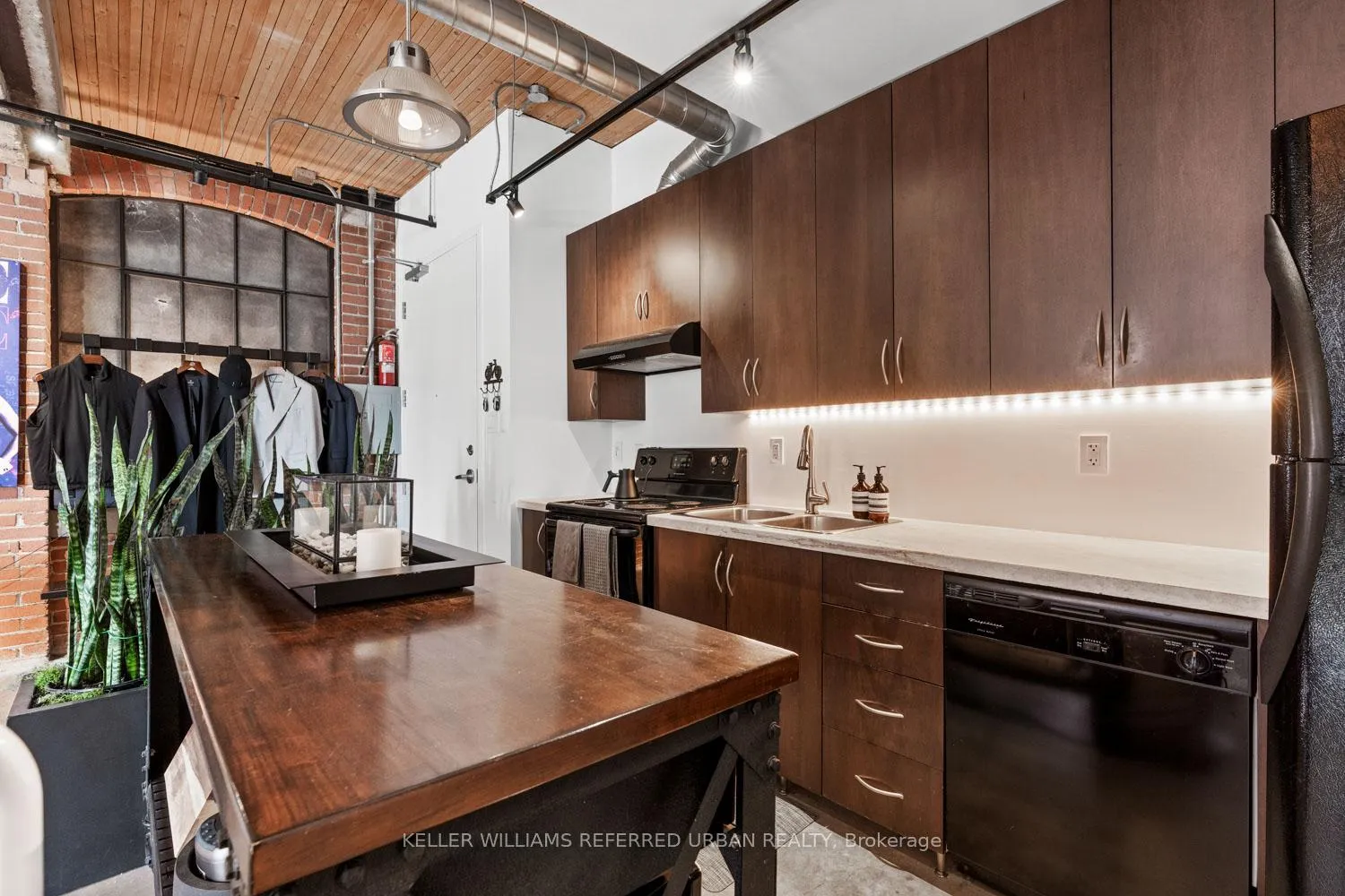 Photo 9 of Unit 121, 68 Broadview Avenue, Toronto, South Riverdale — HOMEH