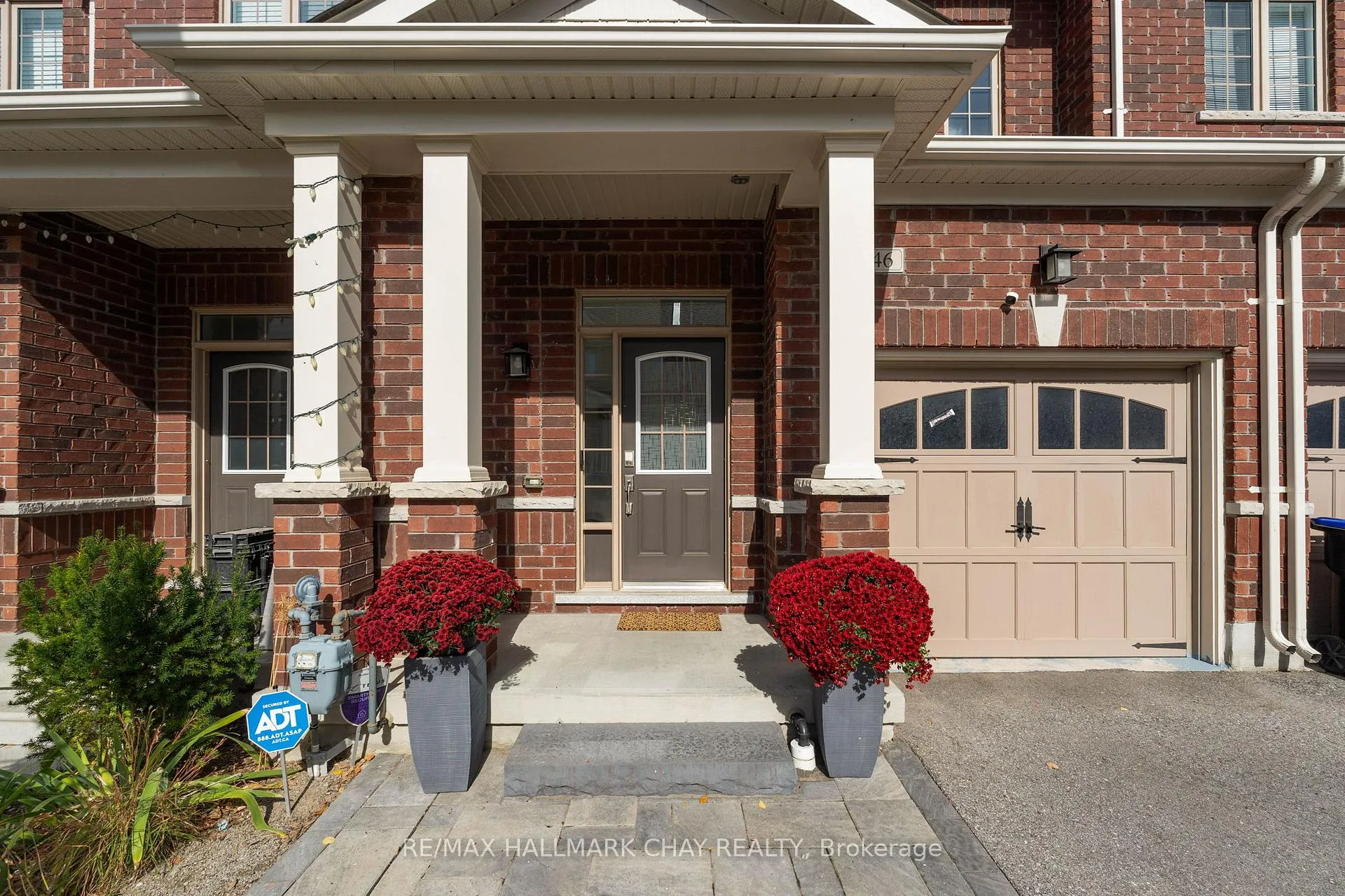 Photo 2 of 46 Clifford Crescent, New Tecumseth, Tottenham — HOMEH