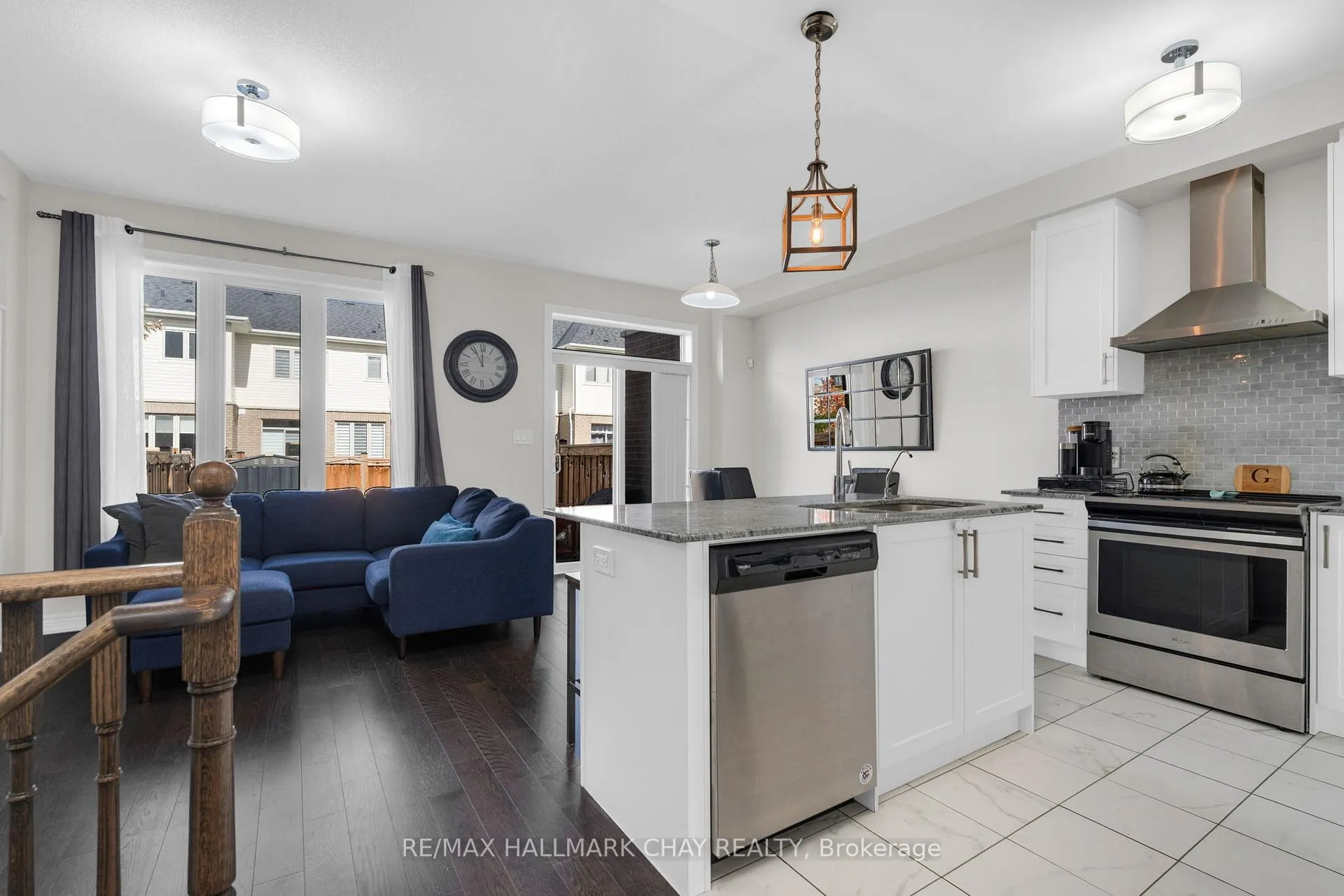 Photo 3 of 46 Clifford Crescent, New Tecumseth, Tottenham — HOMEH