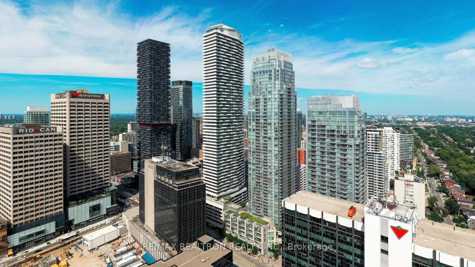 Front of Unit 4710, 2221 Yonge Street