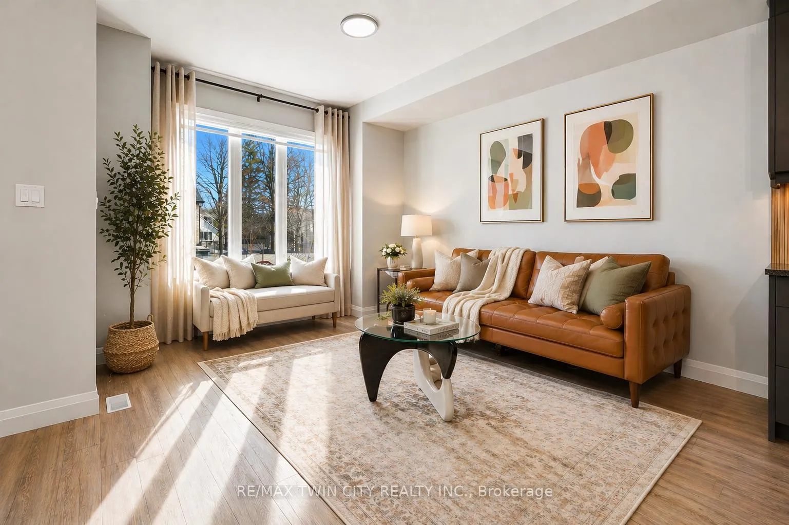 Photo 4 of Unit 84, 143 Elgin Street, Cambridge — HOMEH