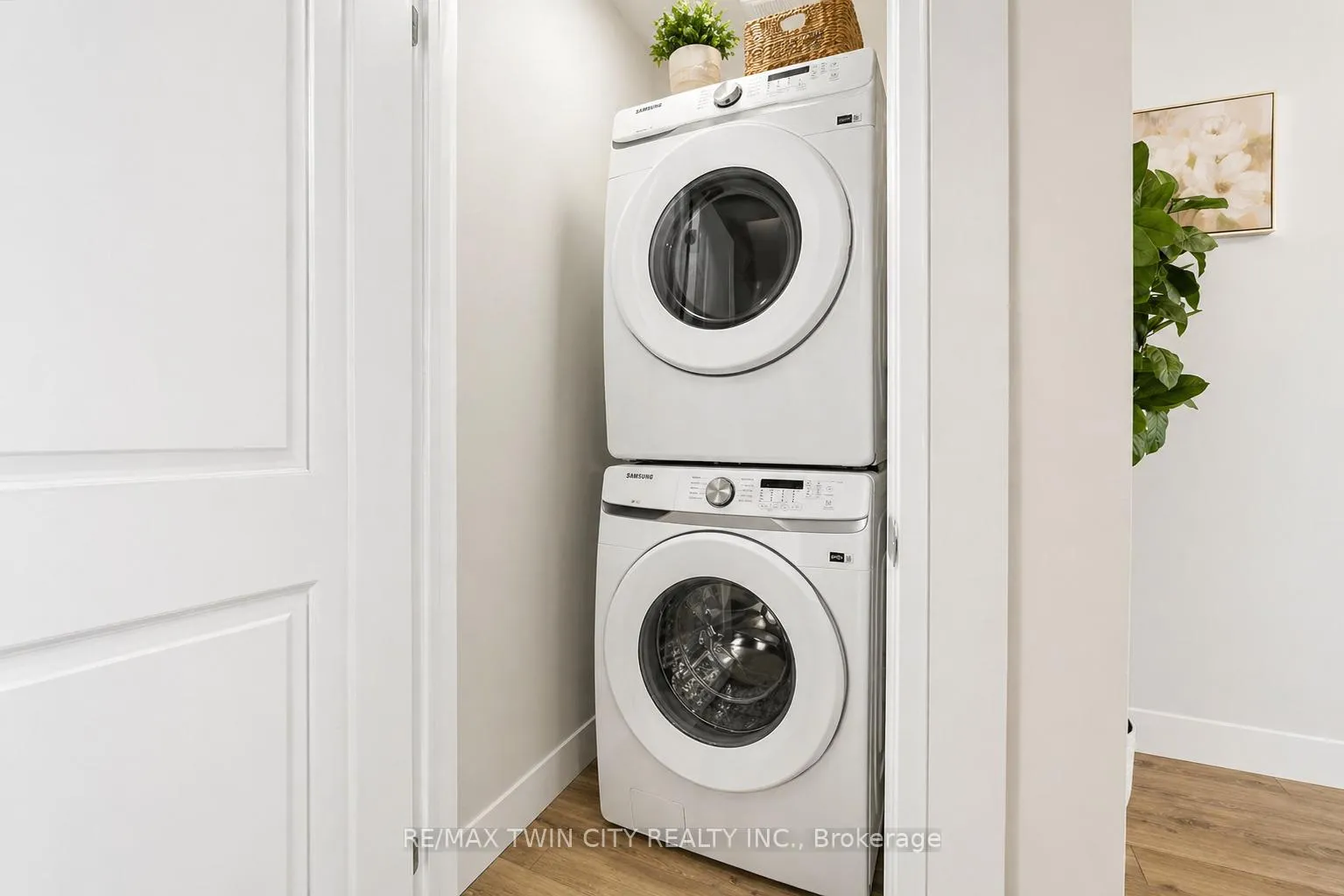 Photo 23 of Unit 84, 143 Elgin Street, Cambridge — HOMEH