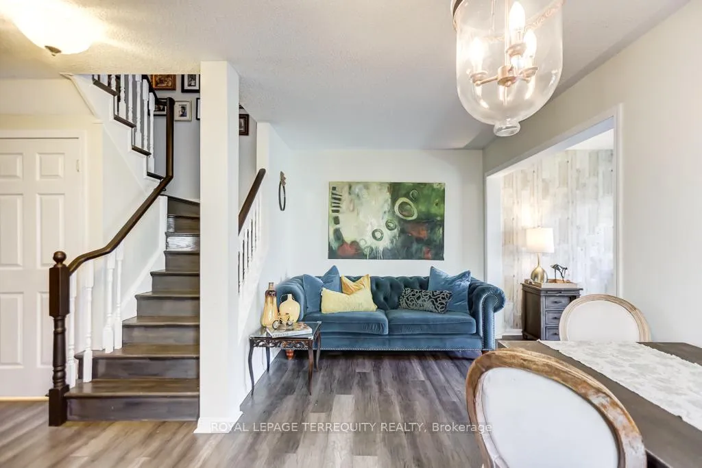 Photo 11 of 314 Swindells Street, Clarington, Bowmanville — HOMEH
