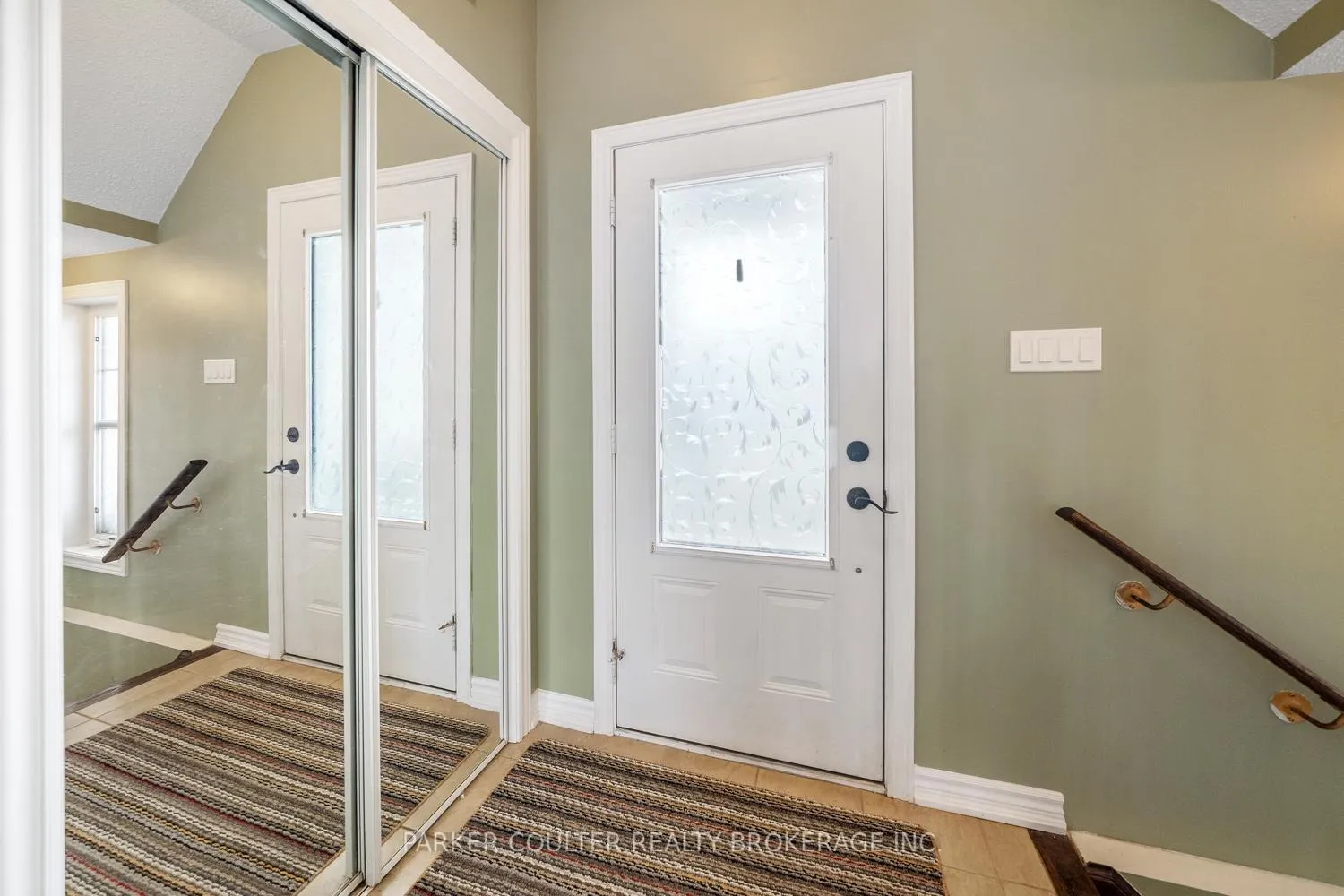 Photo 3 of 829 O'Reilly Crescent, Shelburne — HOMEH
