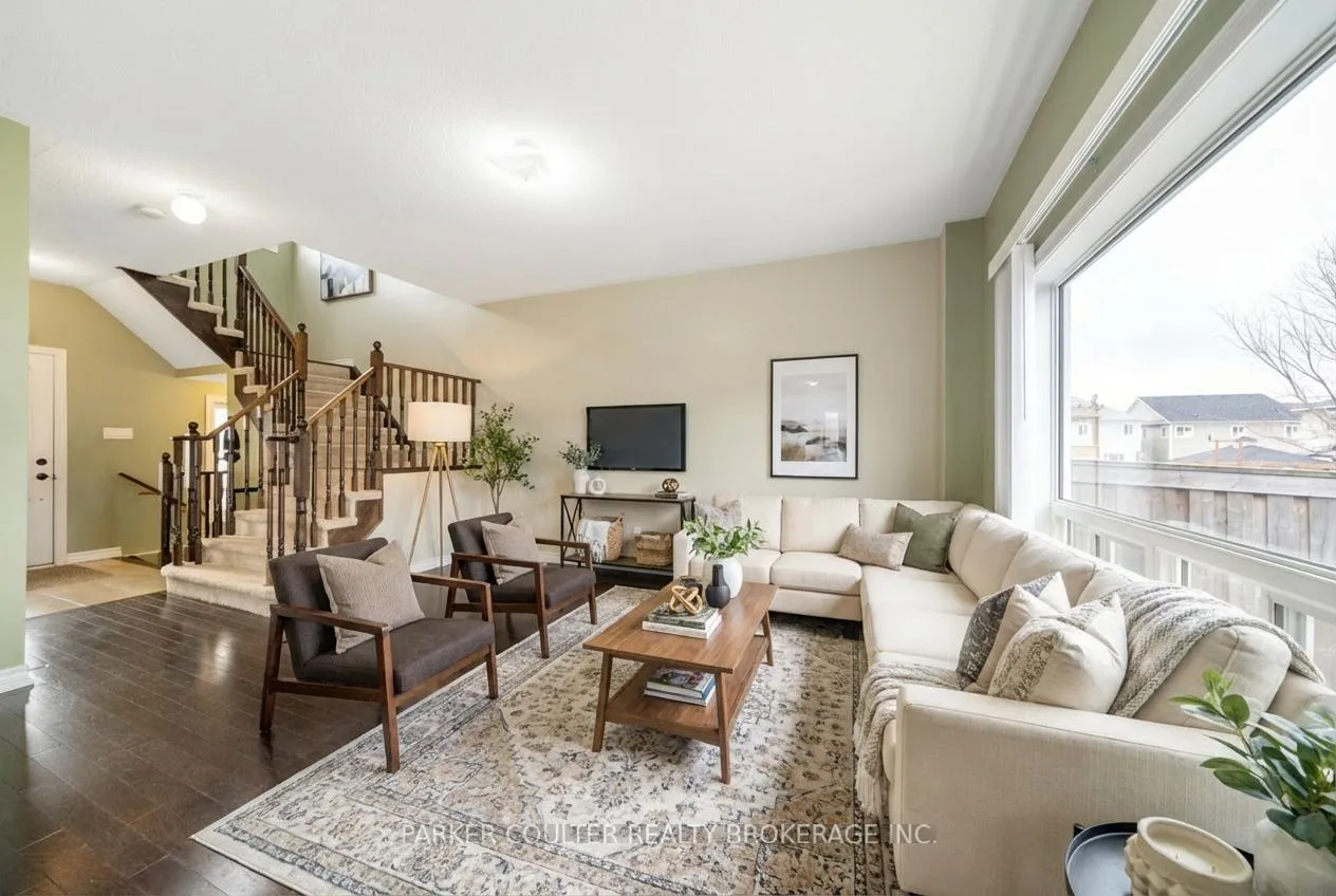 Photo 4 of 829 O'Reilly Crescent, Shelburne — HOMEH