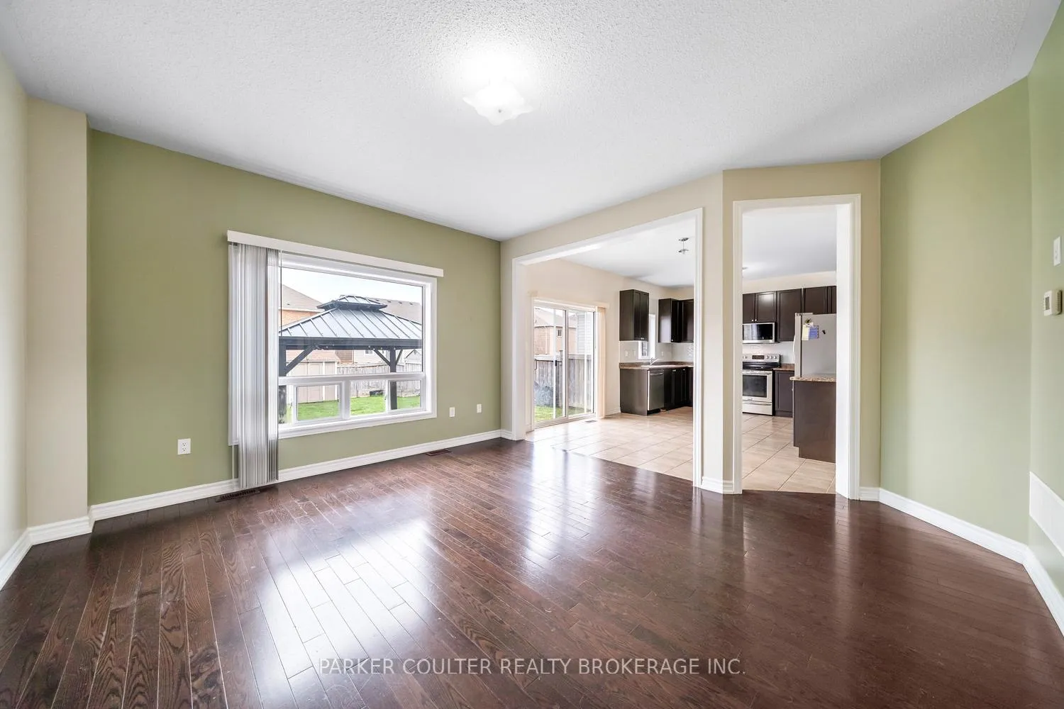 Photo 5 of 829 O'Reilly Crescent, Shelburne — HOMEH