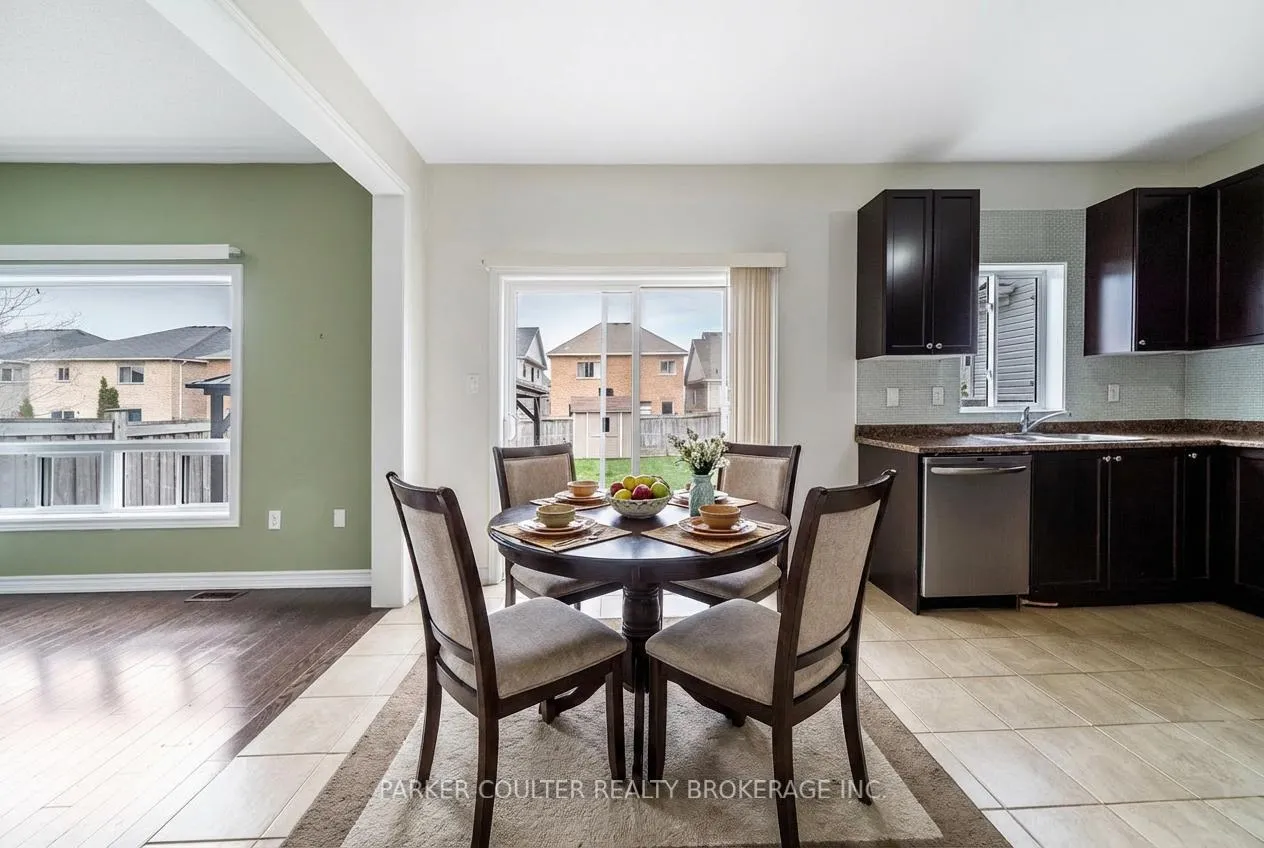 Photo 11 of 829 O'Reilly Crescent, Shelburne — HOMEH
