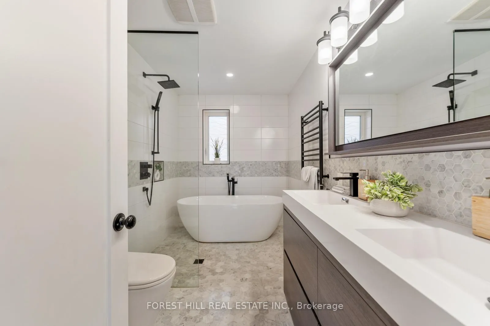 Photo 15 of 181 Floyd Avenue, Toronto, Danforth Village-East York — HOMEH