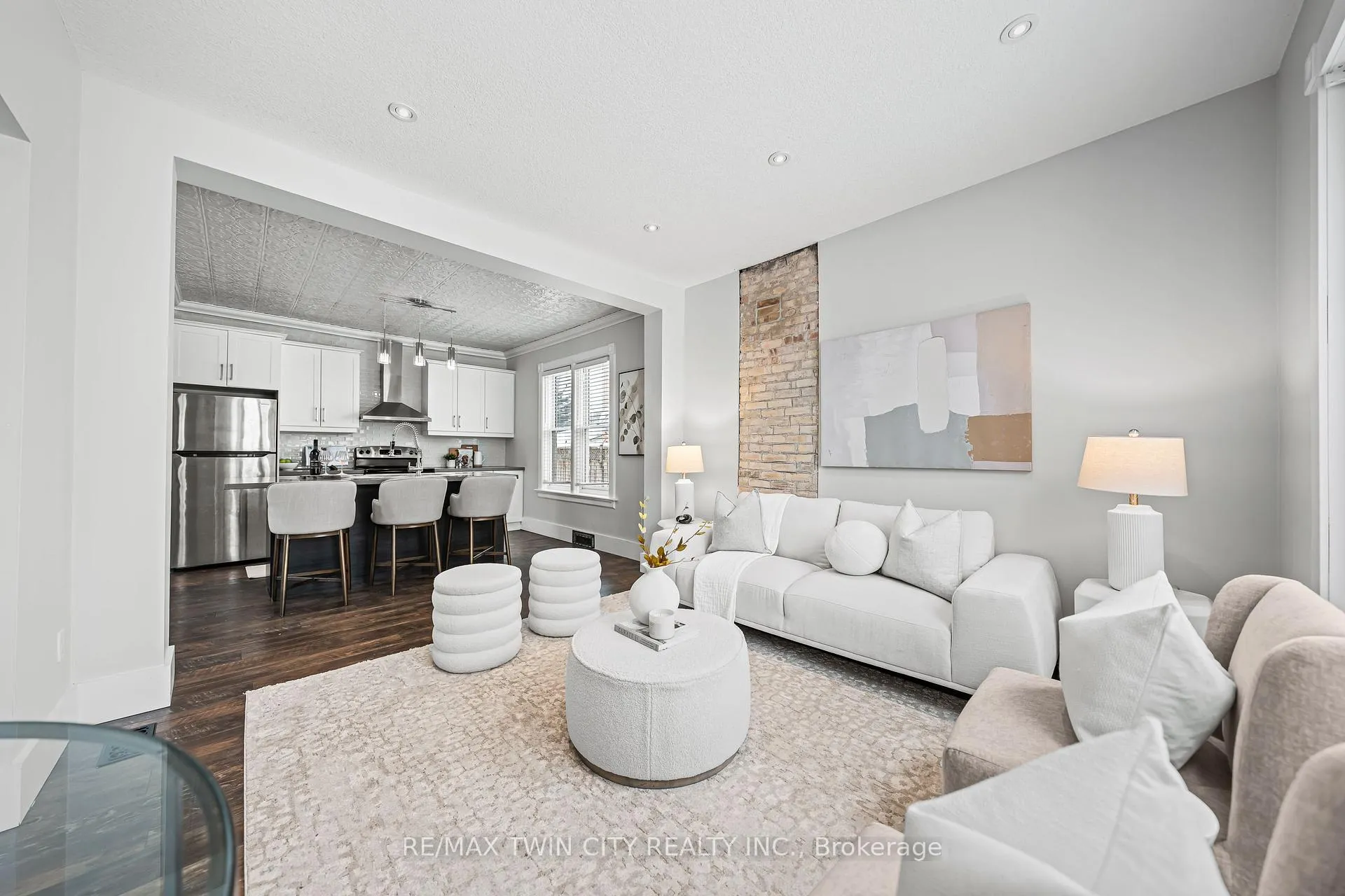 Photo 11 of 11 Heins Avenue, Kitchener — HOMEH
