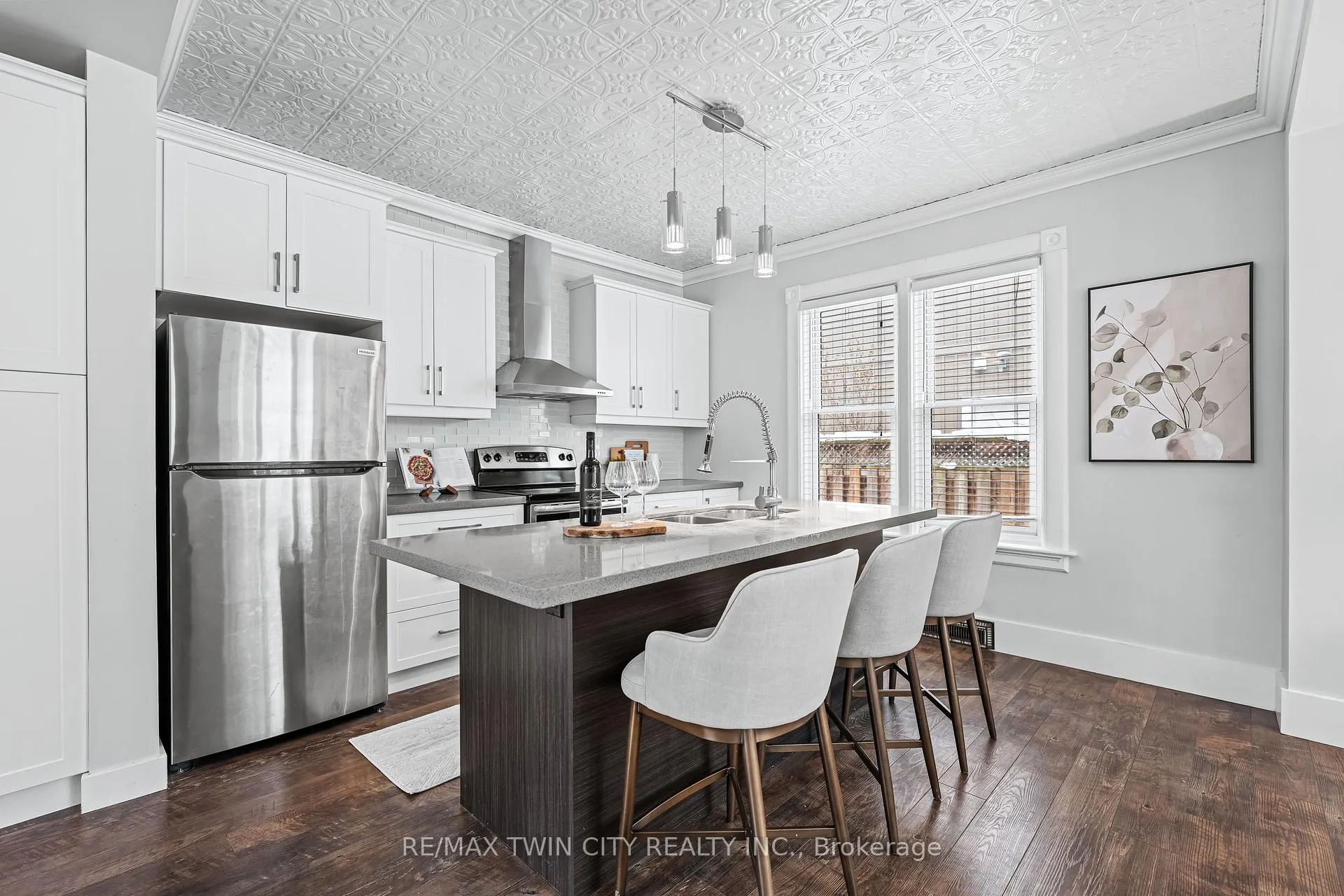 Photo 15 of 11 Heins Avenue, Kitchener — HOMEH