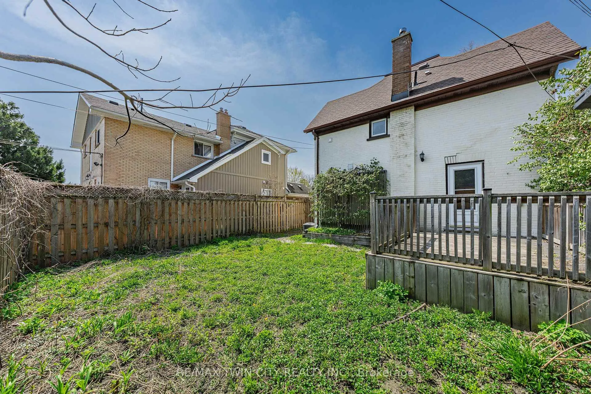 Photo 39 of 11 Heins Avenue, Kitchener — HOMEH