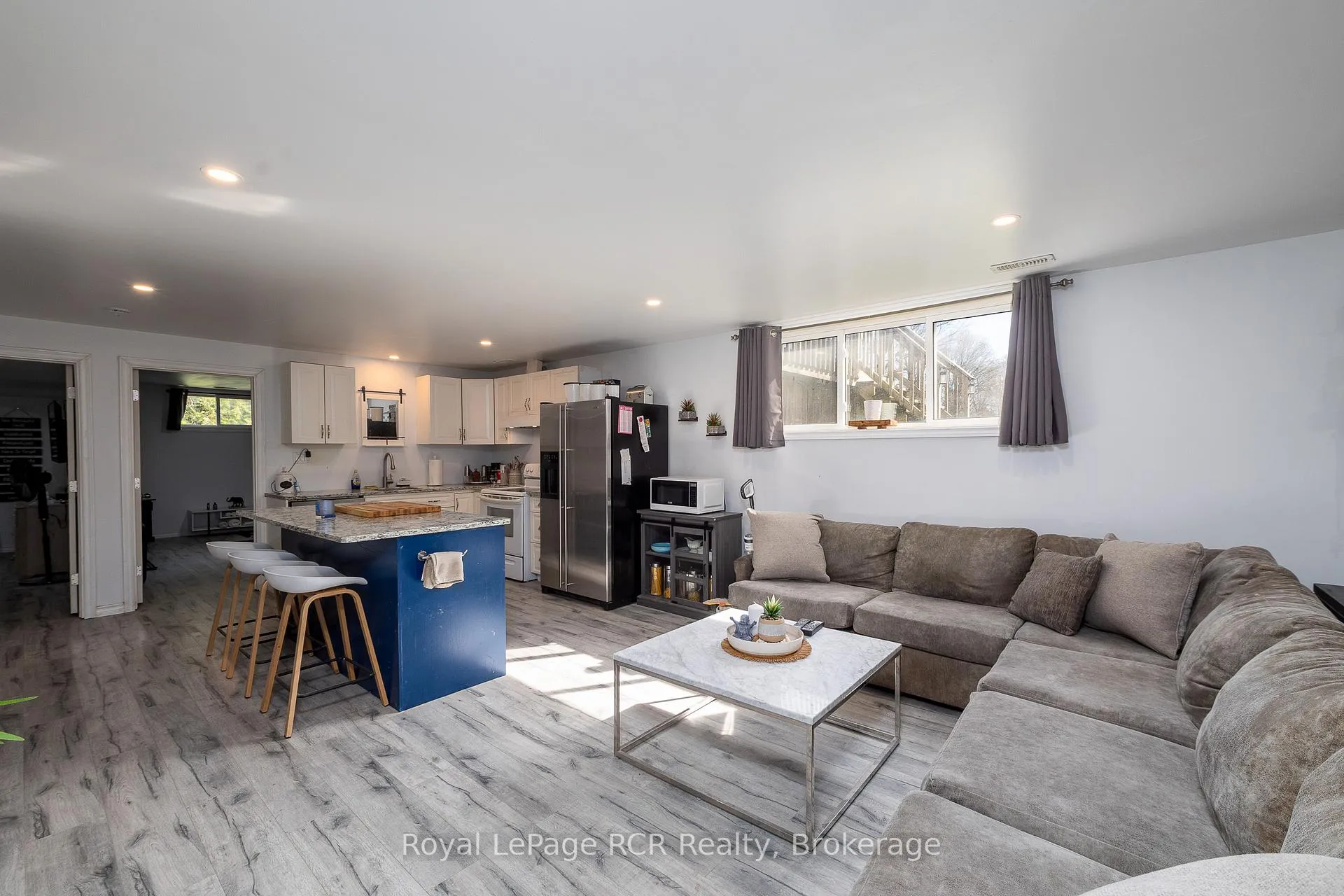 Photo 25 of 123 Douglas Street, Chatsworth — HOMEH