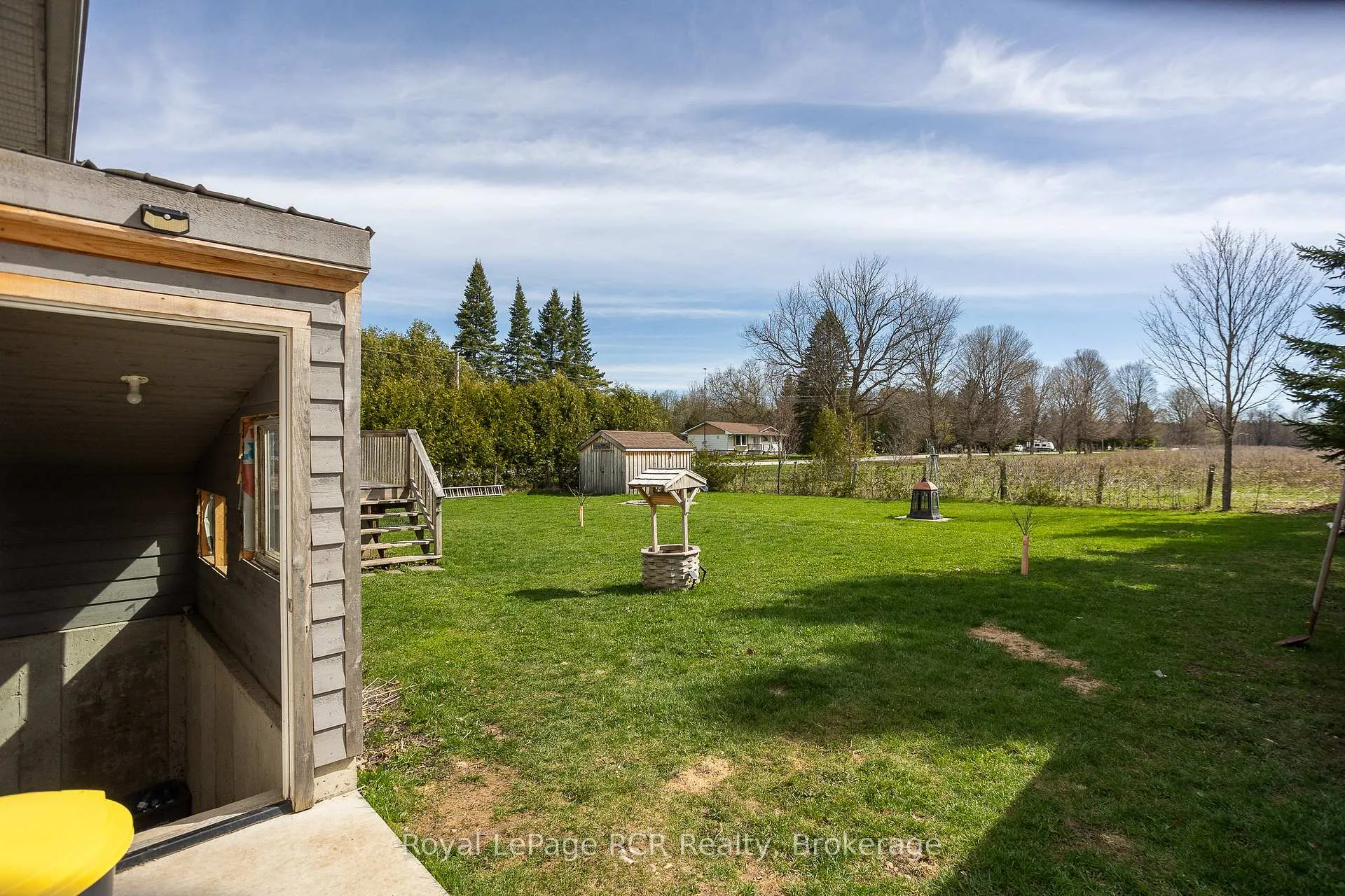 Photo 34 of 123 Douglas Street, Chatsworth — HOMEH