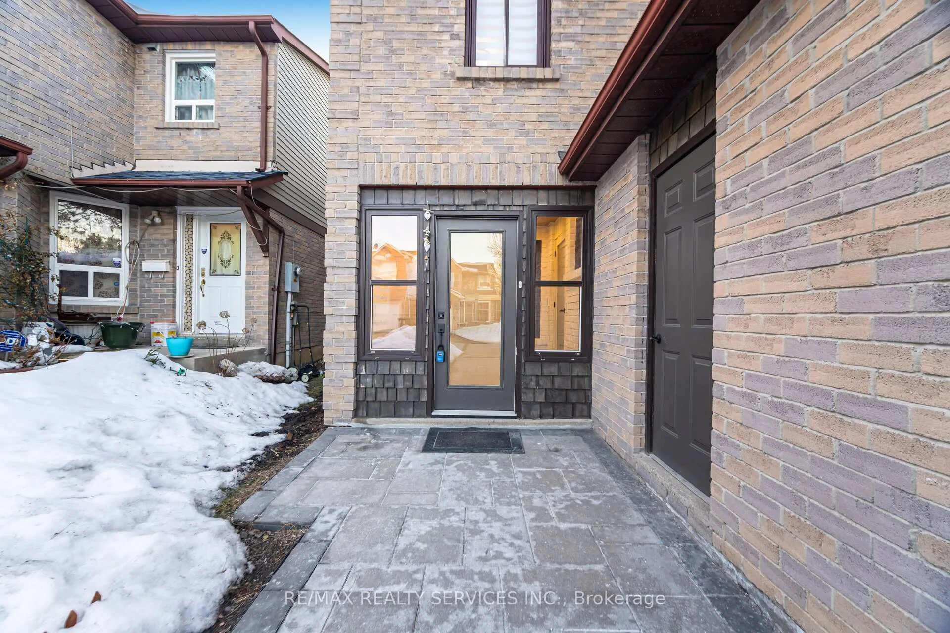 Photo 3 of 42 Frontier Pt Way, Scarborough, Malvern — HOMEH