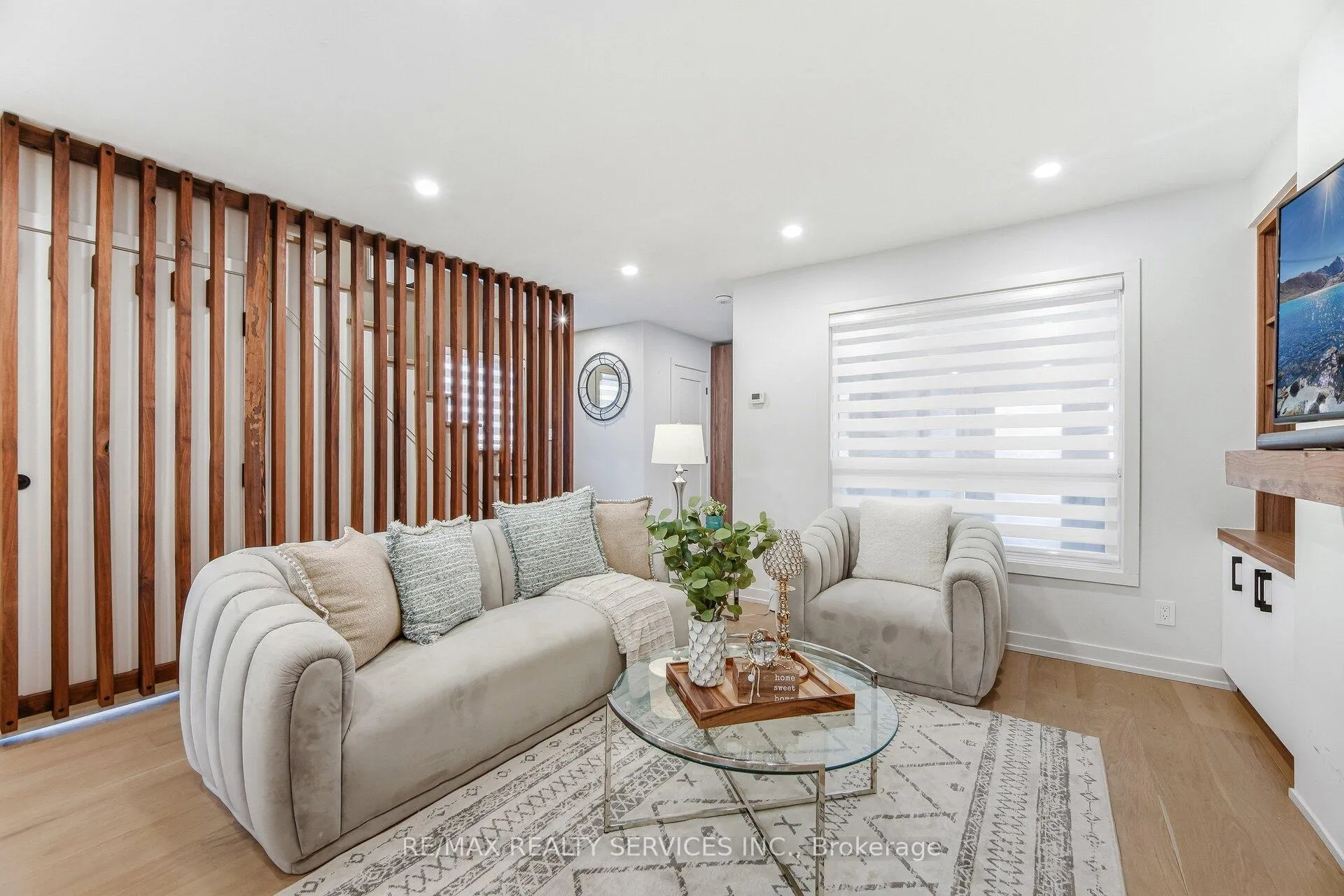 Photo 10 of 42 Frontier Pt Way, Scarborough, Malvern — HOMEH