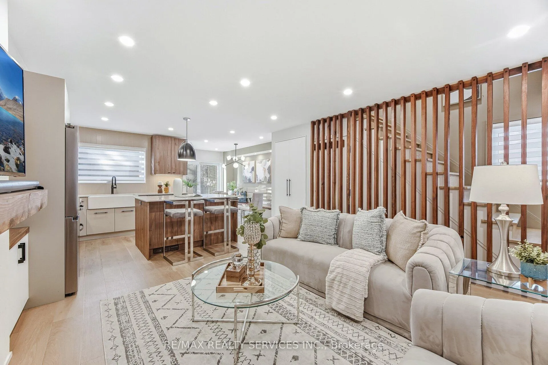 Photo 11 of 42 Frontier Pt Way, Scarborough, Malvern — HOMEH