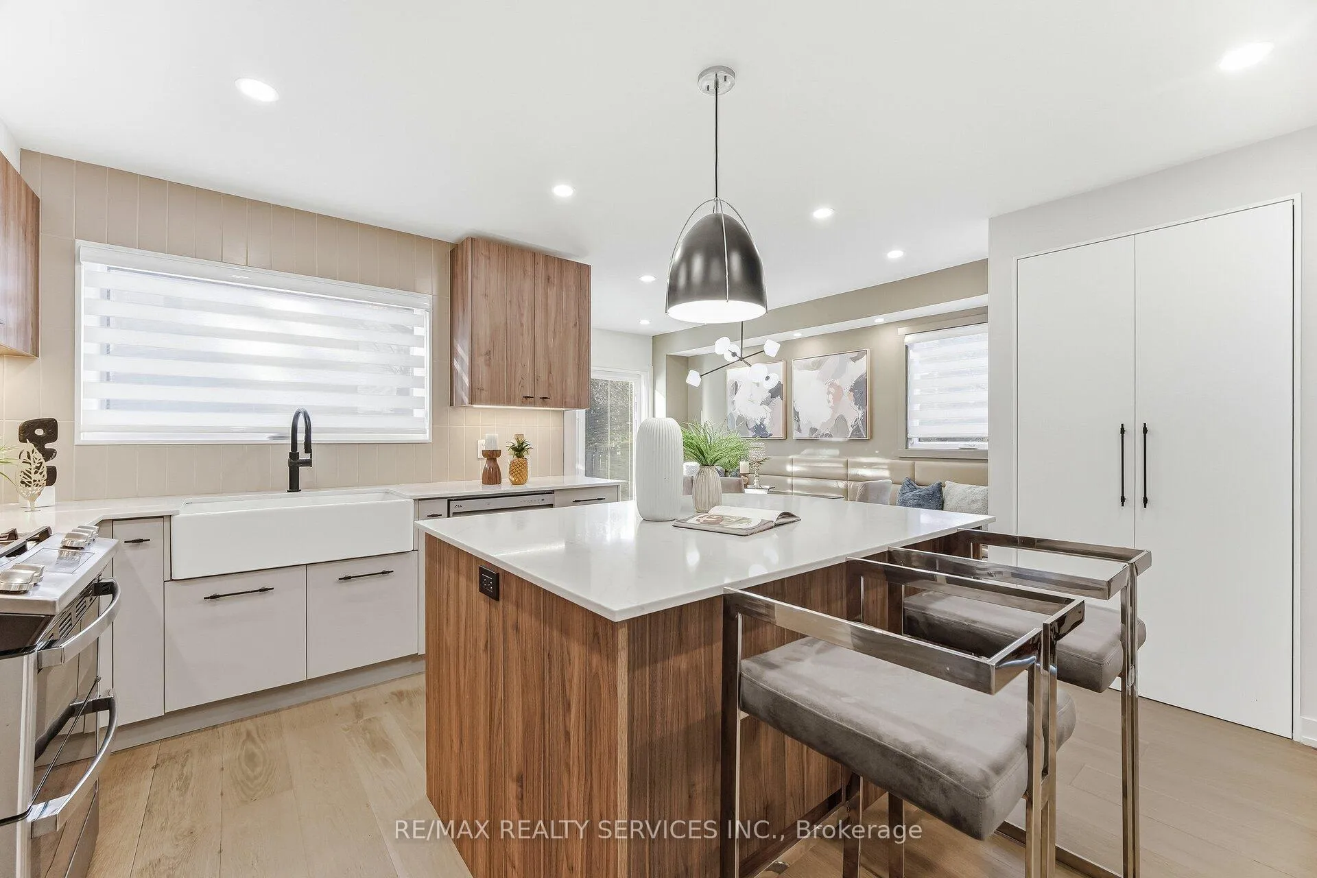 Photo 12 of 42 Frontier Pt Way, Scarborough, Malvern — HOMEH