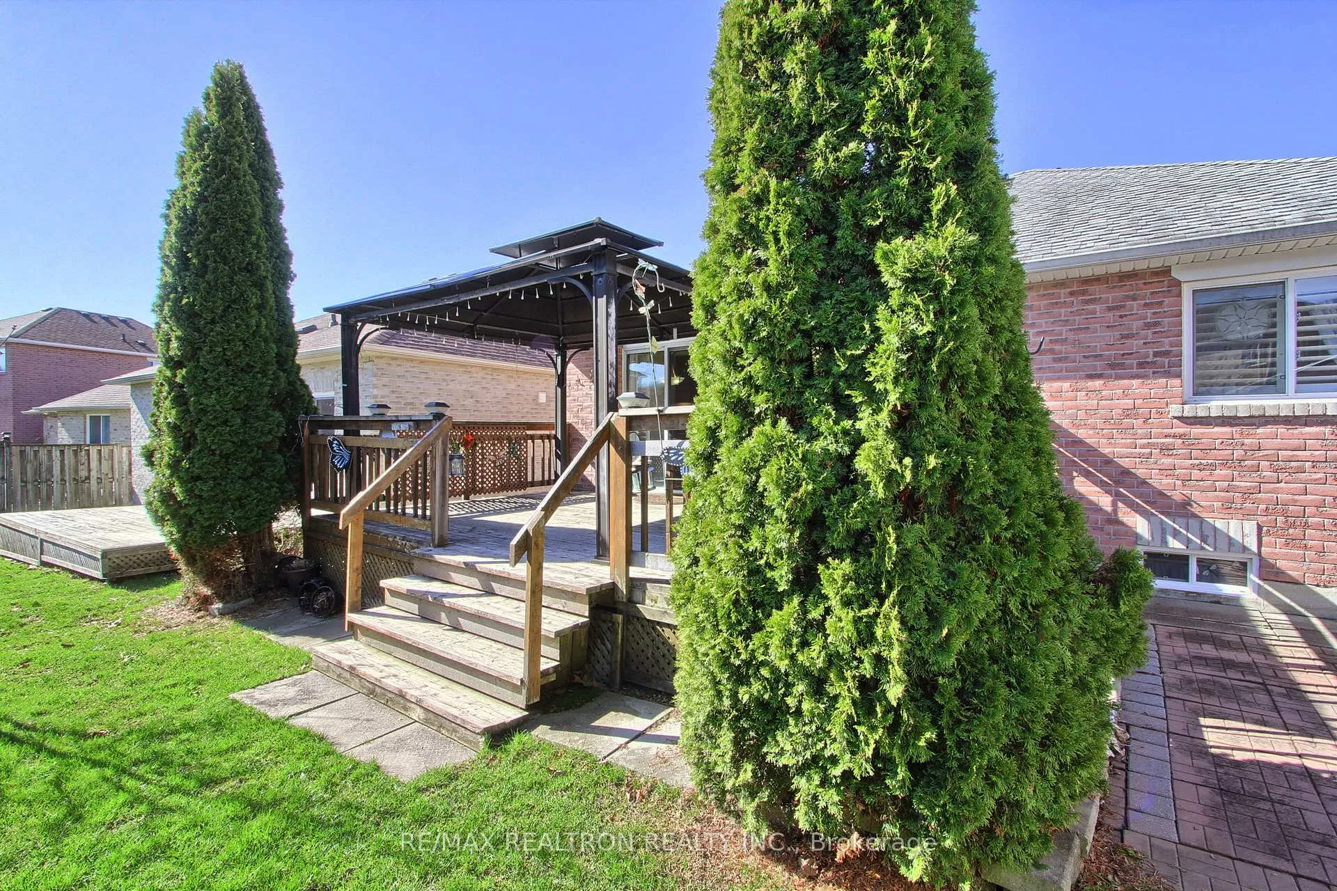 Photo 37 of 2003 Webster Boulevard N, Innisfil, Alcona — HOMEH