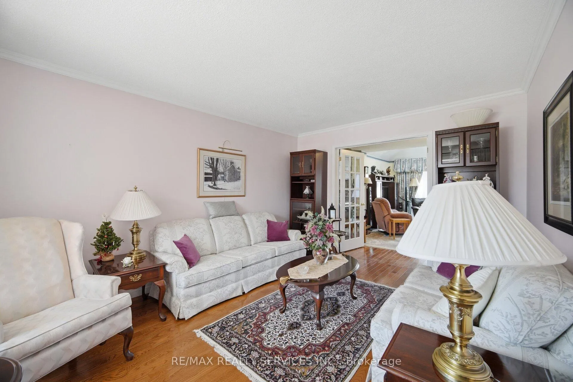 Photo 6 of 37 Stillwater Crescent, Brampton, Brampton West — HOMEH