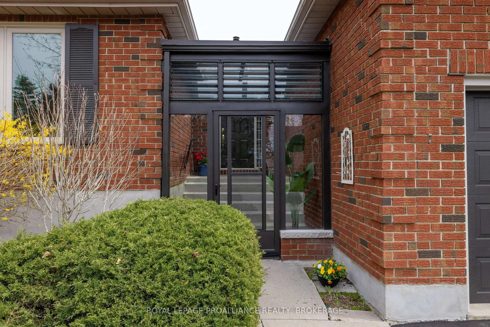 Photo 5 of 119 Greenlees Drive, Kingston, Kingston East (Incl Barret Crt) — HOMEH