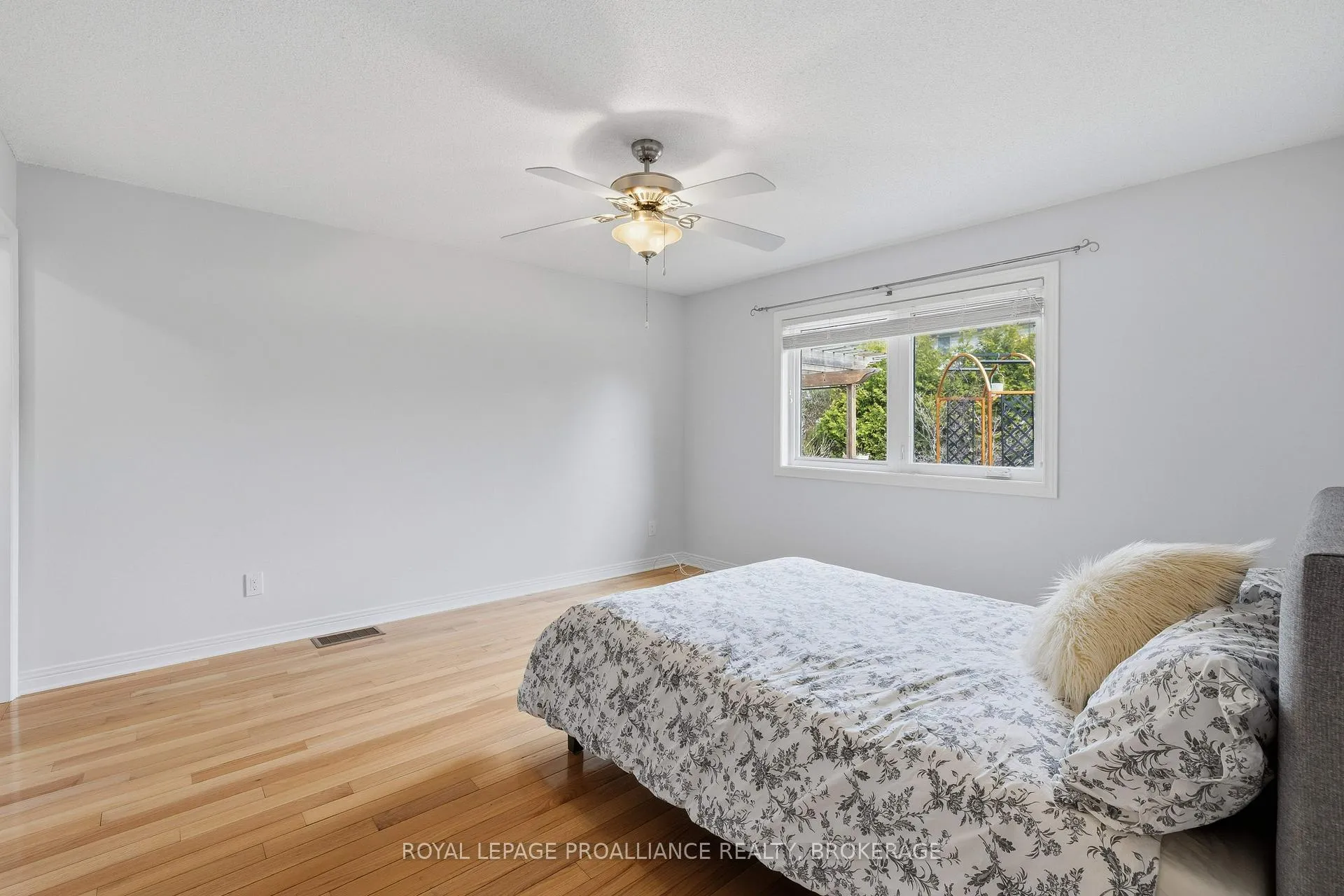 Photo 27 of 119 Greenlees Drive, Kingston, Kingston East (Incl Barret Crt) — HOMEH