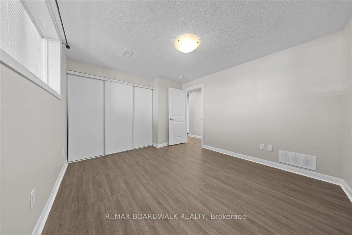 Photo 16 of Unit B, 709 Amberwing Private, Ottawa, Avalon West — HOMEH