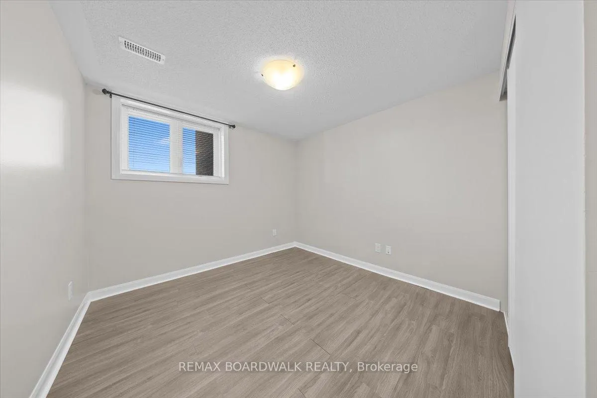Photo 19 of Unit B, 709 Amberwing Private, Ottawa, Avalon West — HOMEH