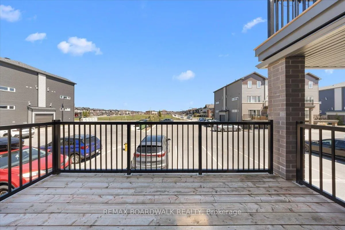 Photo 21 of Unit B, 709 Amberwing Private, Ottawa, Avalon West — HOMEH