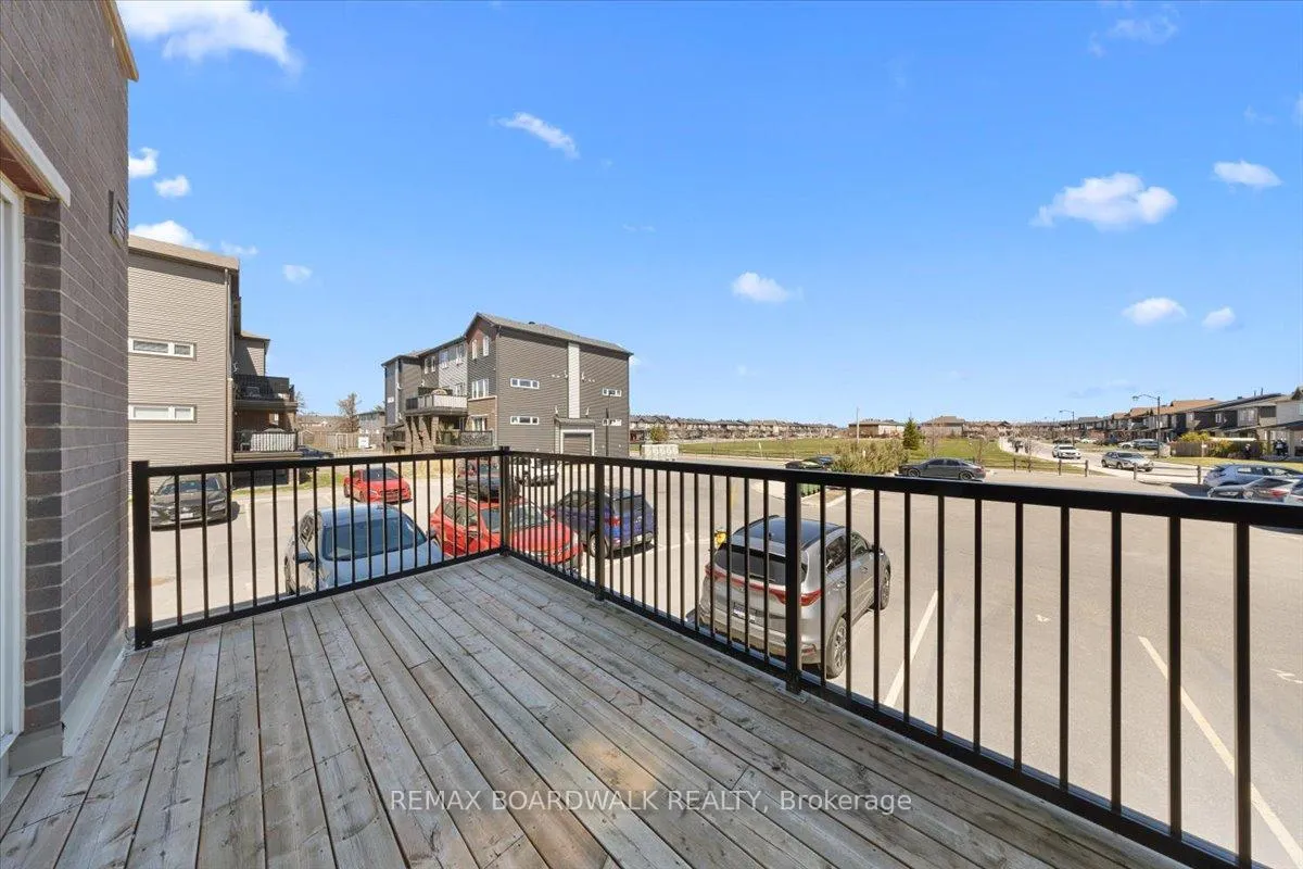 Photo 22 of Unit B, 709 Amberwing Private, Ottawa, Avalon West — HOMEH