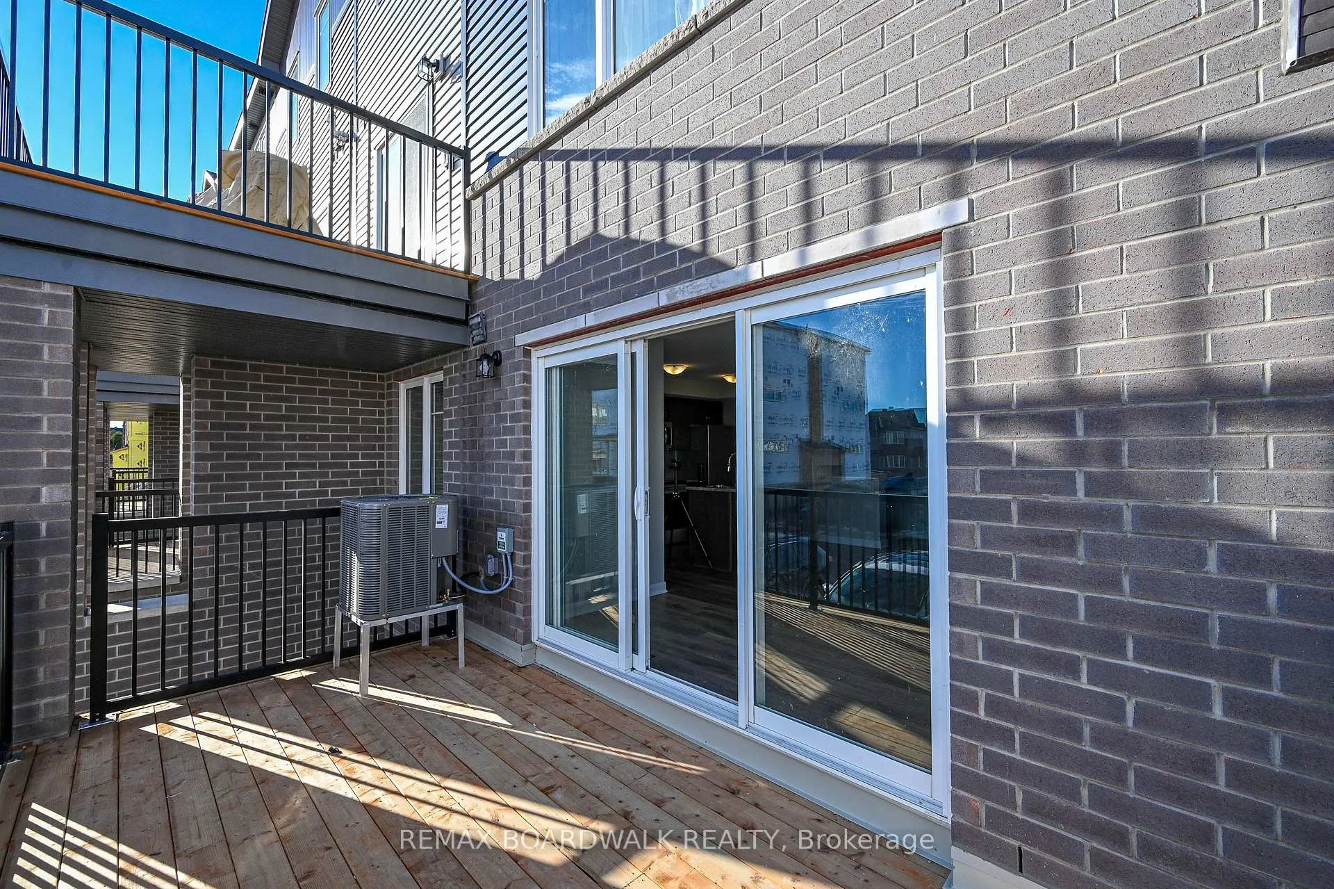 Photo 23 of Unit B, 709 Amberwing Private, Ottawa, Avalon West — HOMEH