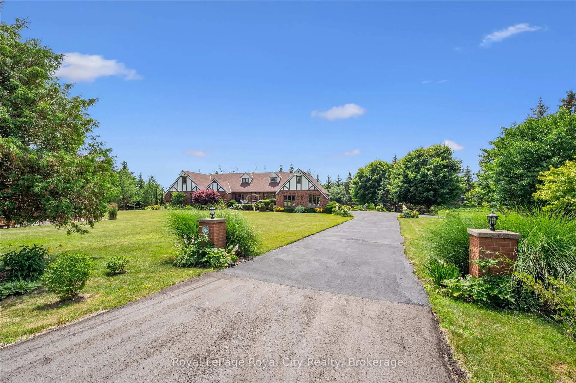 Photo 2 of 5792 8th Line E, Guelph/Eramosa, Rural Guelph/Eramosa West — HOMEH
