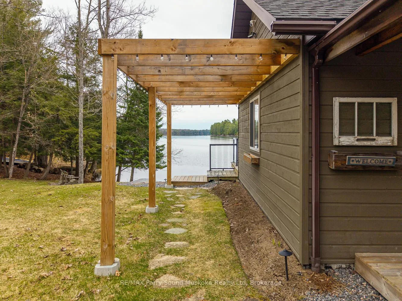 Photo 40 of 67 Sunnyshore Park Drive, McKellar — HOMEH