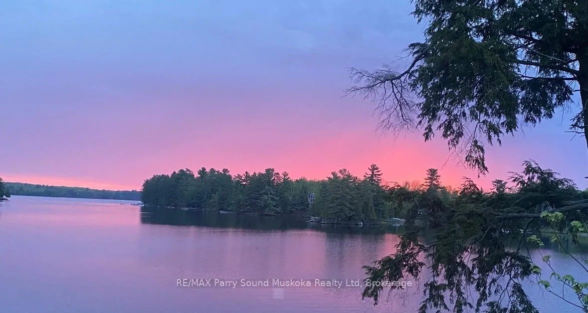 Photo 45 of 67 Sunnyshore Park Drive, McKellar — HOMEH